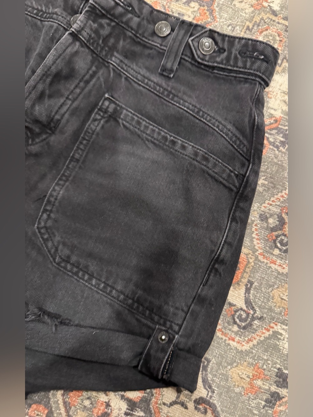 We The Free Button Fly Frayed Hem Shorts - Picture 4 of 8